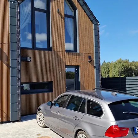 Kotedzas Monciskese Su Uzdaru Kiemeliu Holiday home Palanga
